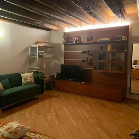 Apartment Al Capitello Apt, 5 Minutes From Airport